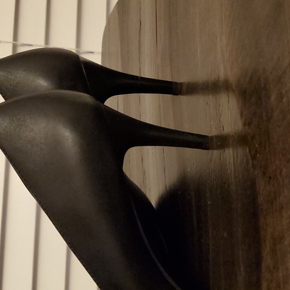 Nine west heels - Picture 3 of 9